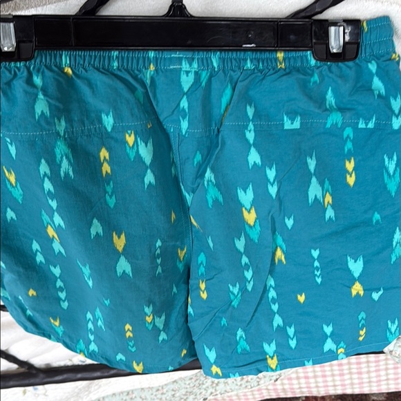 Patagonia Teal and Yellow Patterned Shorts - Picture 3 of 4